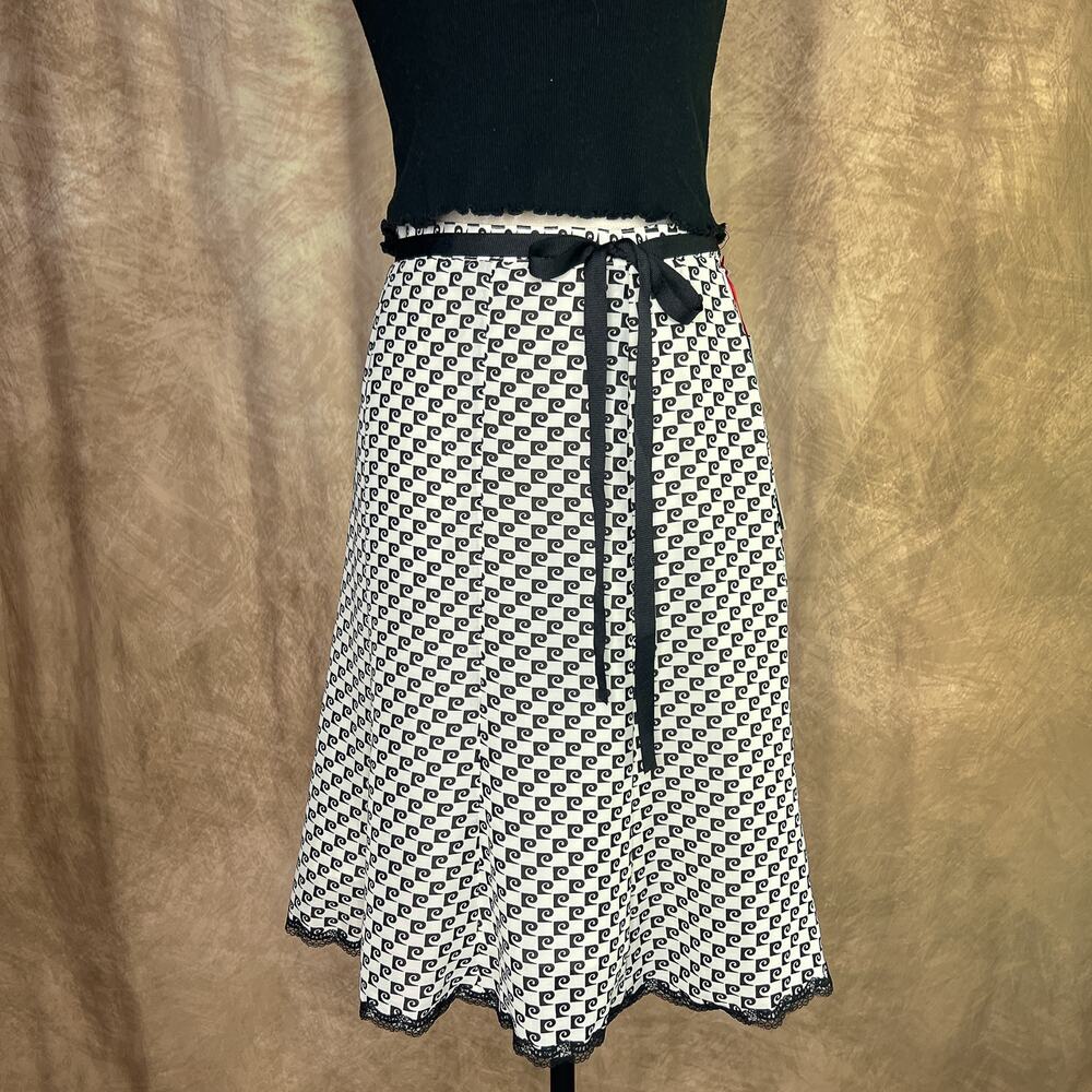 Y2K Pierre Cardin Midi Skirt Black & White Geometric Swirl Pattern Lace Trim Mod